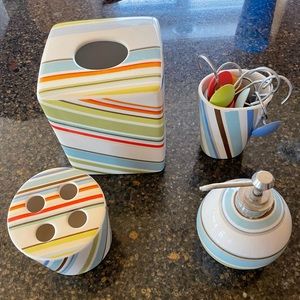 Bathroom set for sale!! Make an offer!